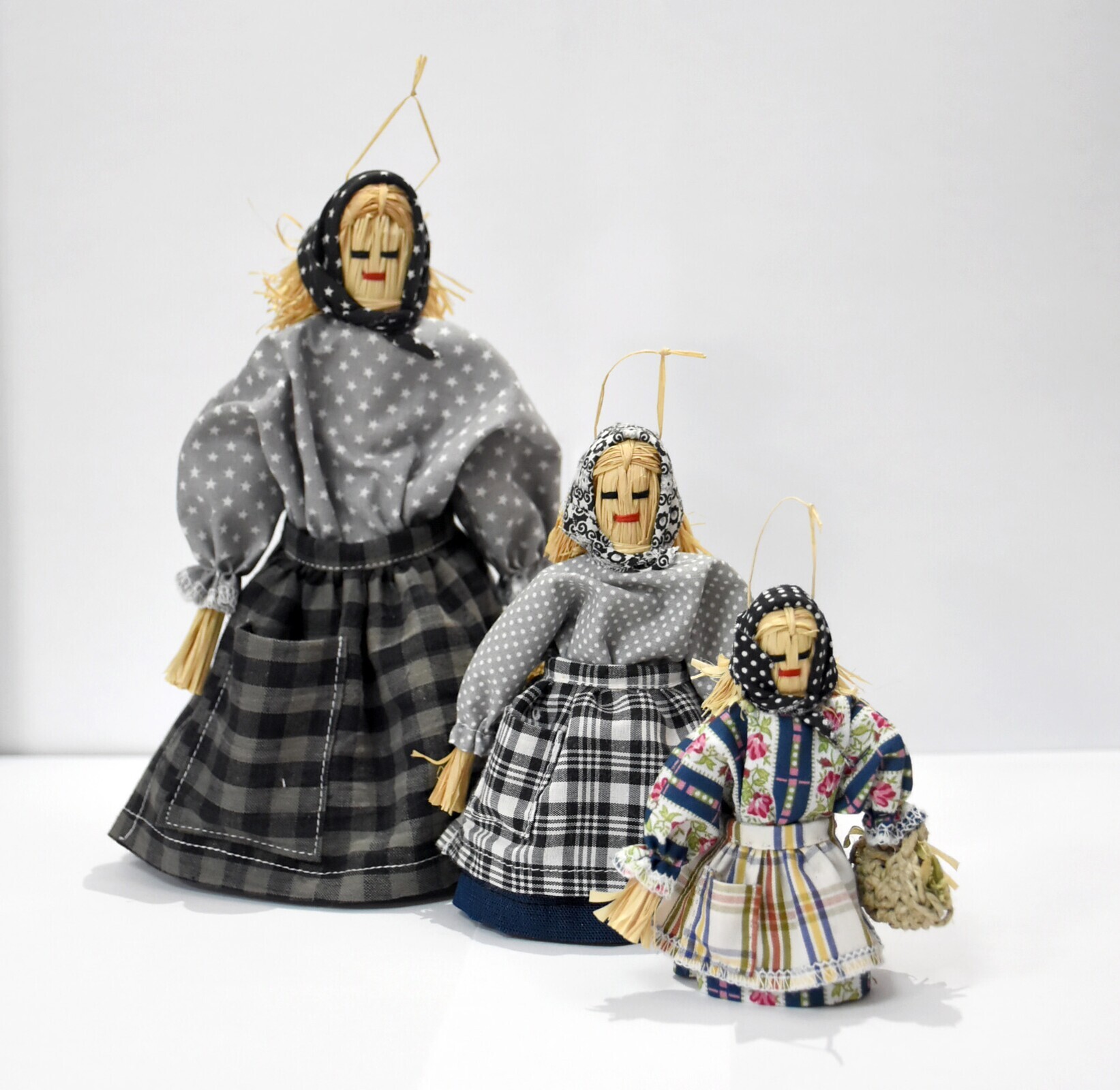 Boneca "Bruxa d Arruda" - Pequena